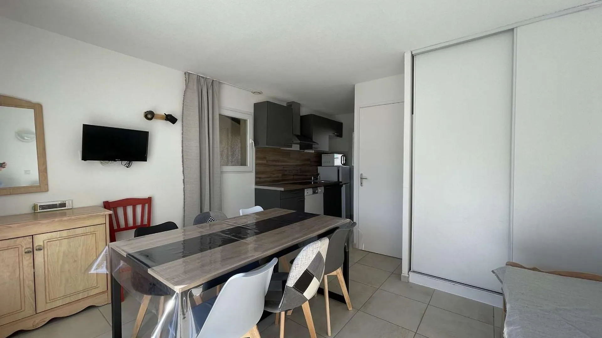 Maison Duplex Avec Terrasse, 2 Chambres, Piscines Et Parking - Fr-1-382-19 Salavas France