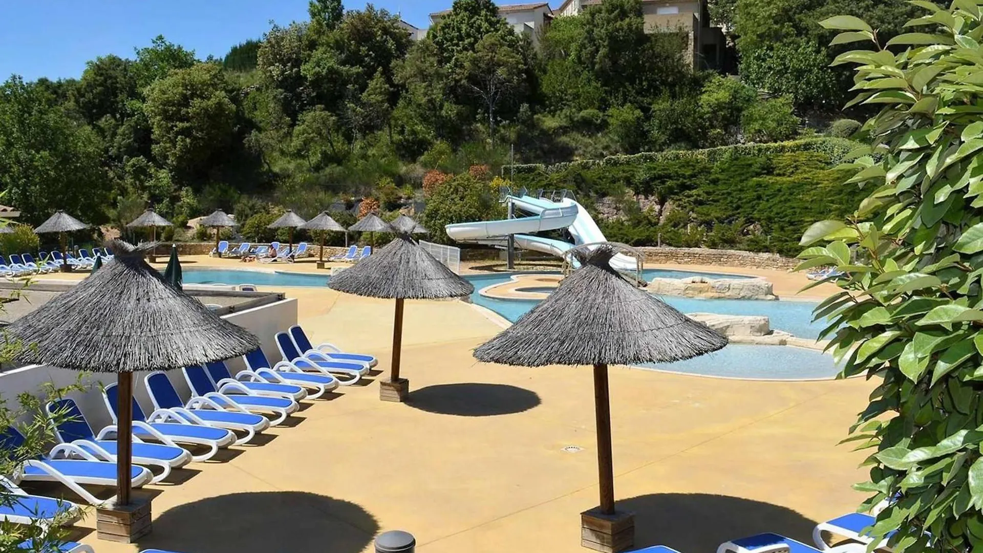Maison Duplex Avec Terrasse, 2 Chambres, Piscines Et Parking - Fr-1-382-19 Salavas France